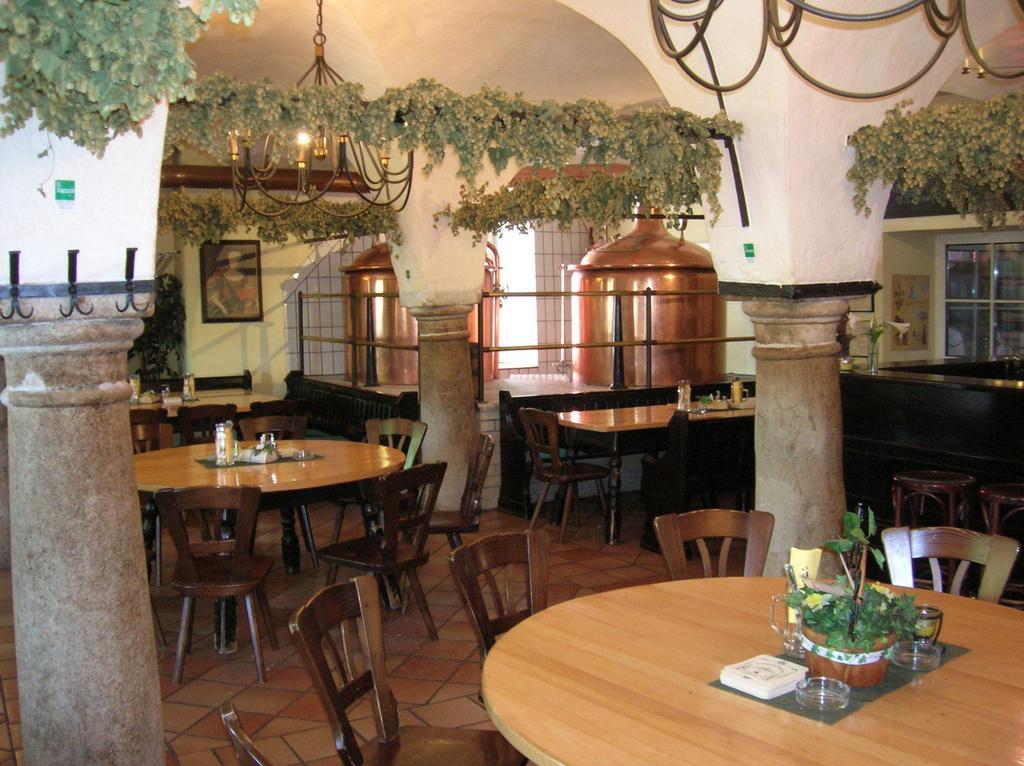 Schlossbrauerei Weinberg - Erste Ooe. Gasthausbrauerei Kefermarkt Exterior foto